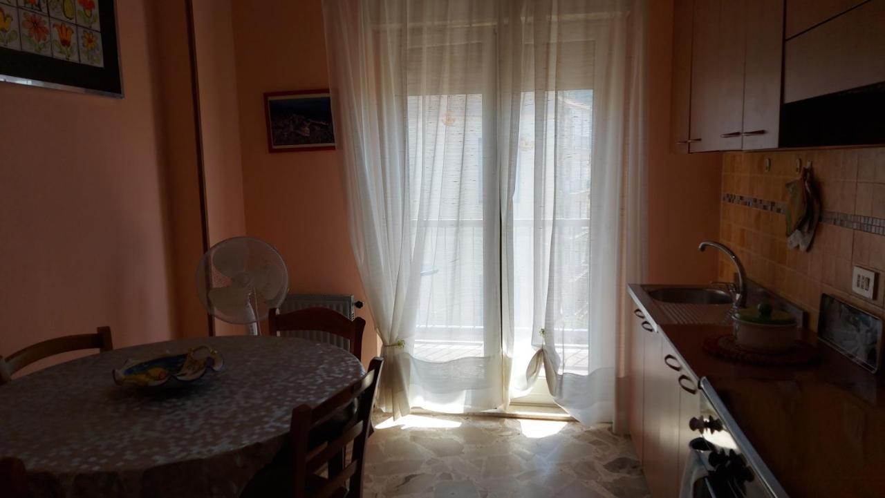 Casa Floridea -Mediterranea Sicilia Apt Cefalù Eksteriør billede